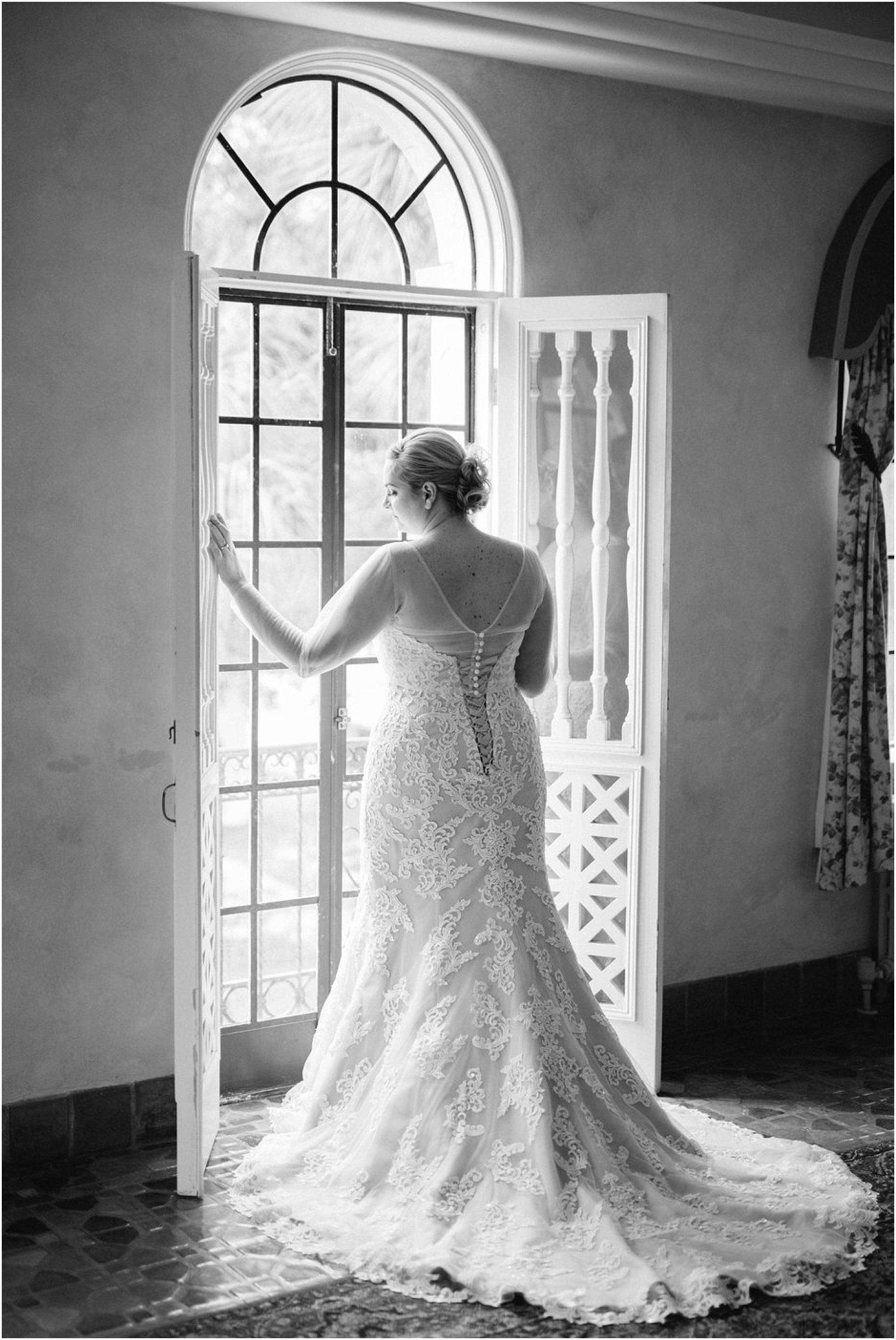 Bride getting ready at The Powel Crosley Estate wedding venue in Sarasota, Florida in Gwendolyn's Room