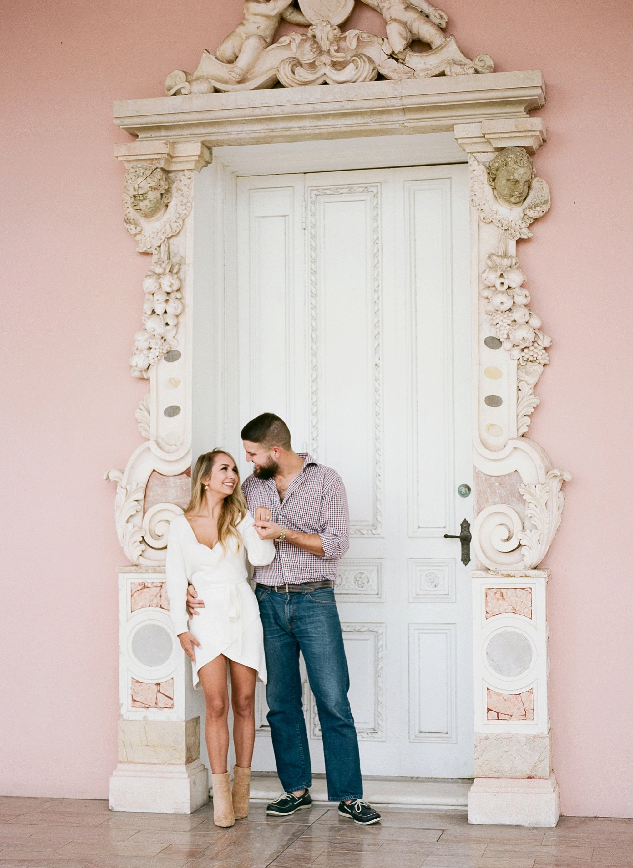 proposal and engagement photos at the ringling museum 