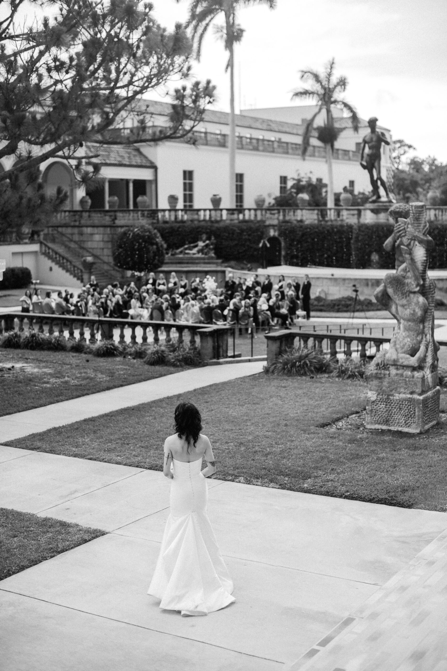 wedding ceremony at the ringling courtyard 